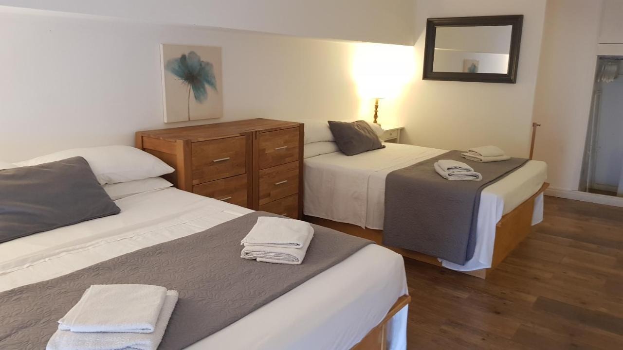 Ocean Heights Apartment ยิบรอลตาร์ ภายนอก รูปภาพ